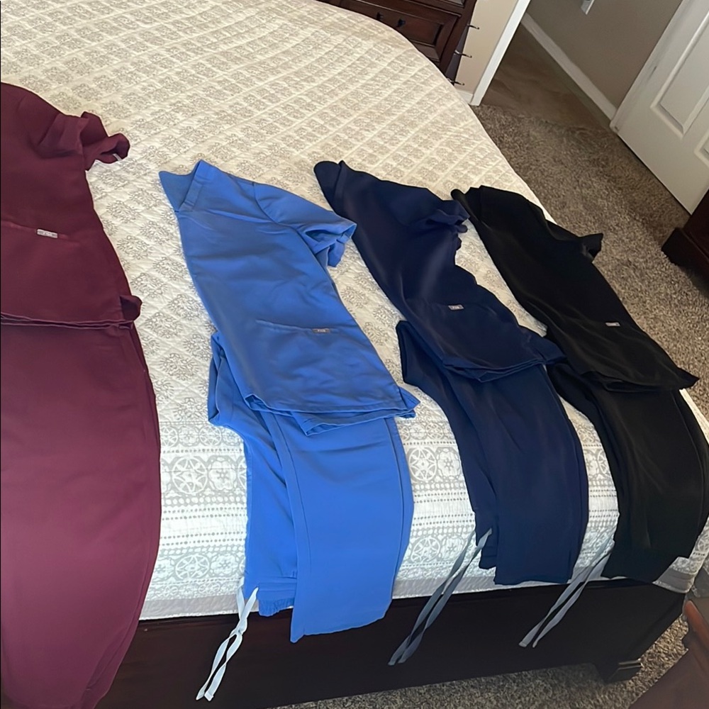 Set of Four Scrub Pants in Various Colors Figs